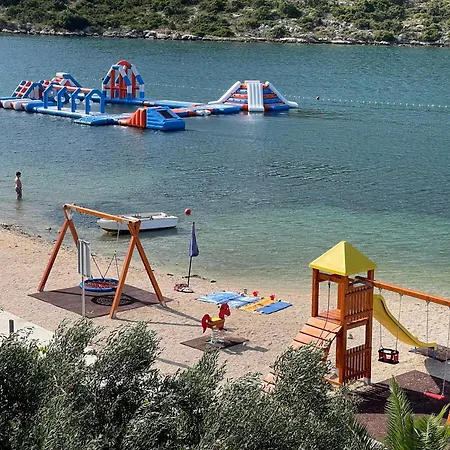 Branislava Apartament Rogoznica (Sibenik-Knin)