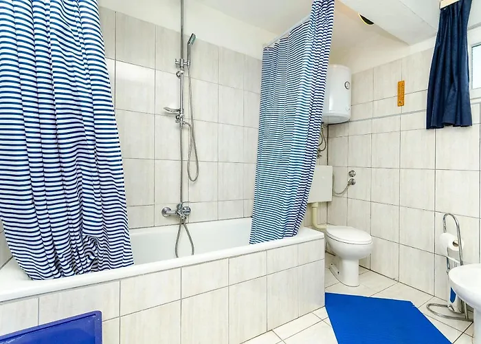 Branislava * Rogoznica (Sibenik-Knin)