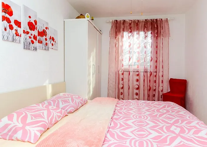 Branislava Rogoznica (Sibenik-Knin)